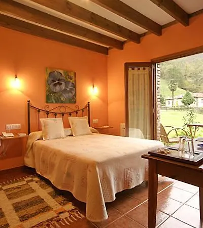 La Ablaneda Country house *